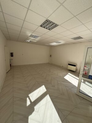 Obchodné priestory na predaj centrum mesta Šahy — foto 14