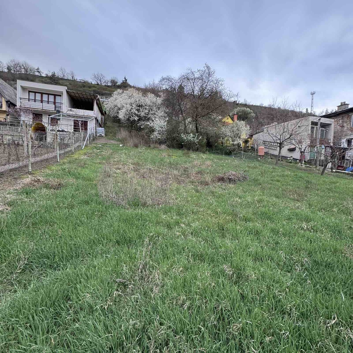 Rekreačný pozemok 2 305 m² na Tešmákskej ceste – Šahy | Výhodná invest — foto 2