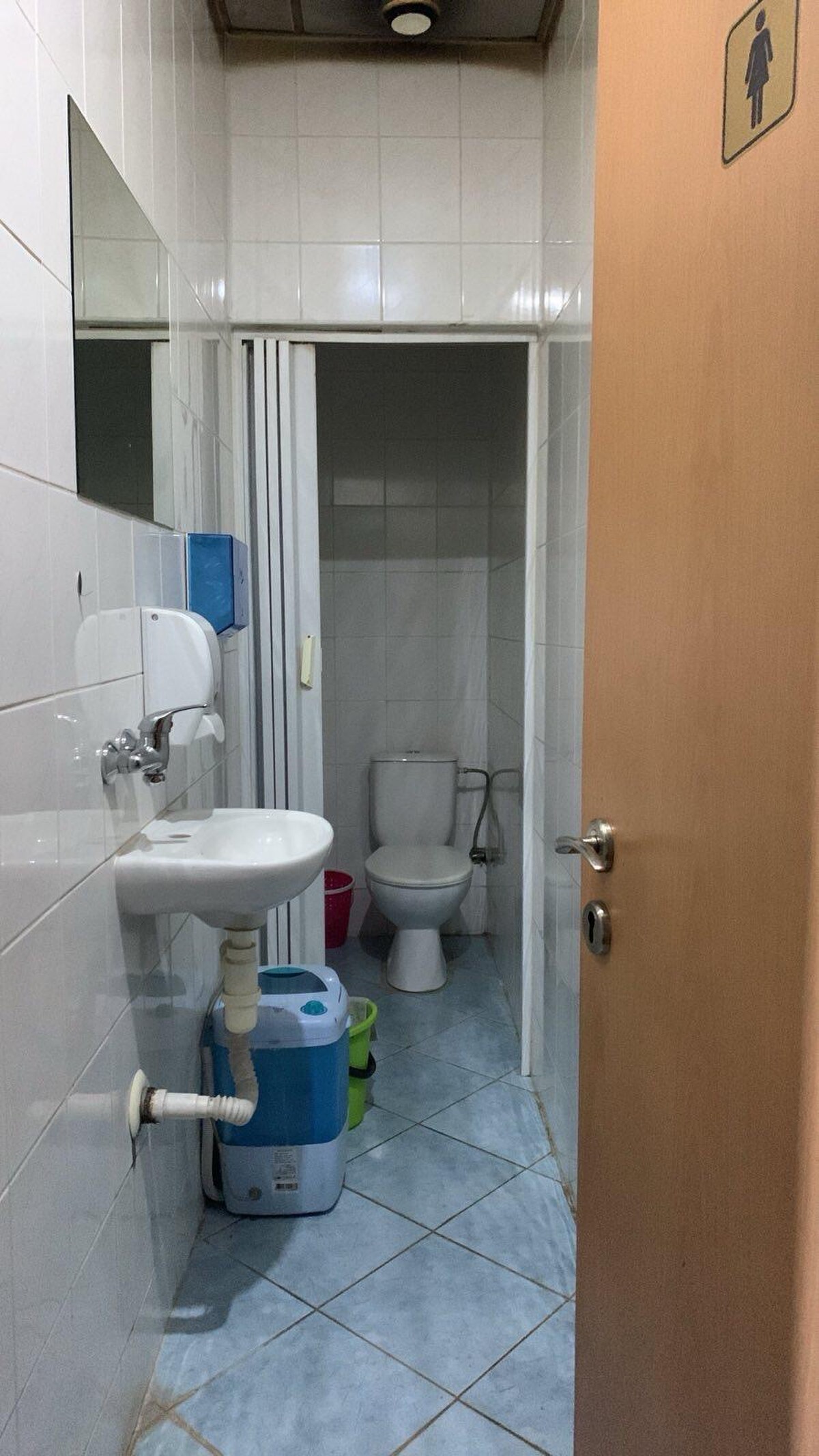 Budova na predaj centre mesta Šahy — foto 5