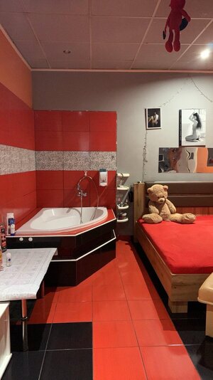 Budova na predaj centre mesta Šahy — foto 8