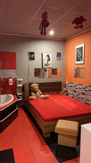 Budova na predaj centre mesta Šahy — foto 9