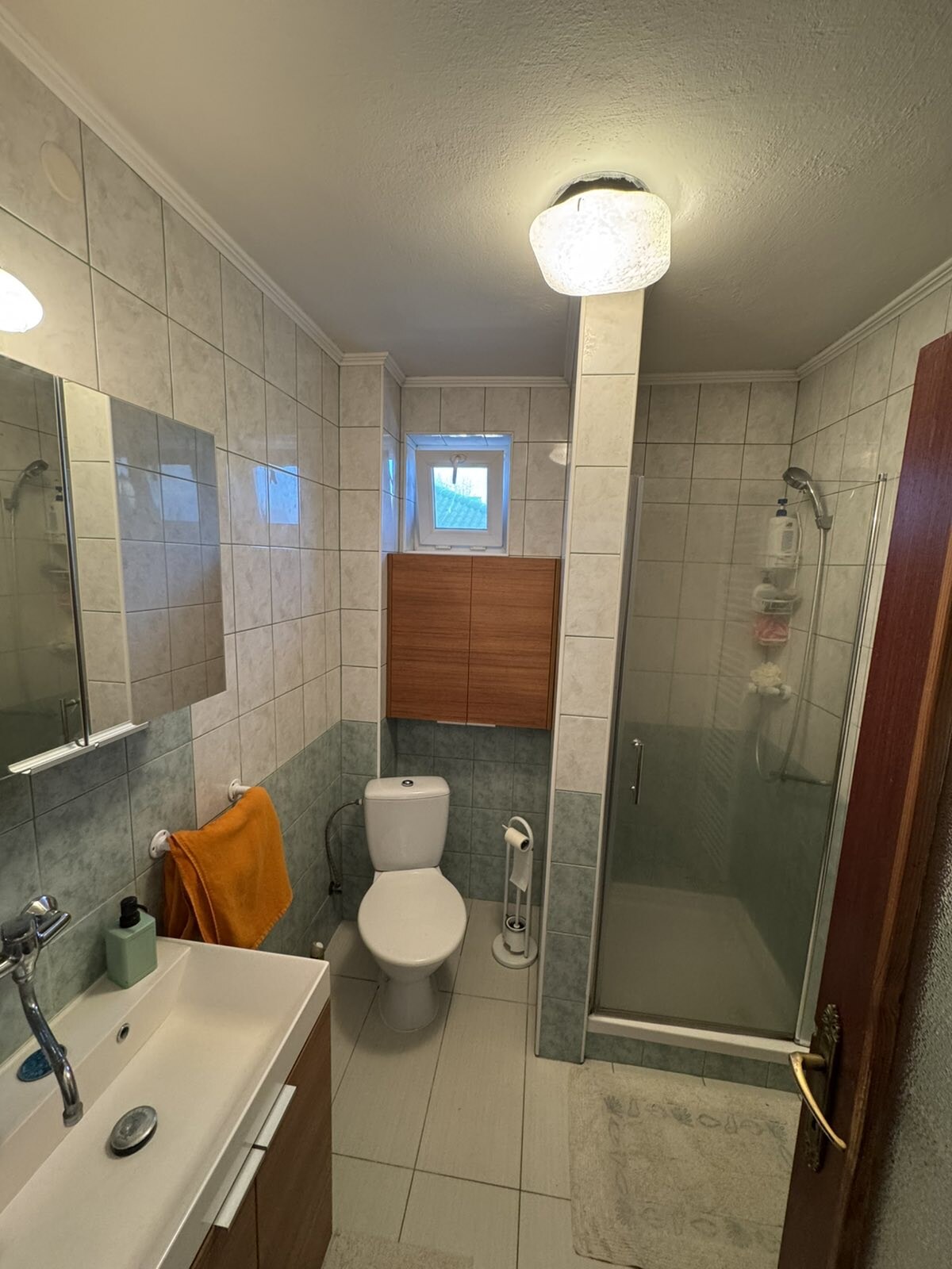 TOP PONUKA: Bezstarostné 3-podlažné rodinné bývanie — foto 18