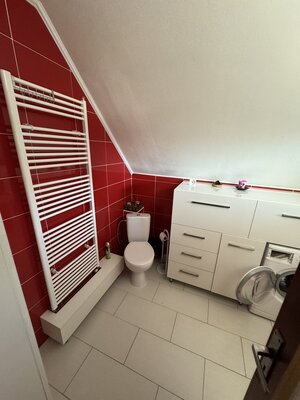 TOP PONUKA: Bezstarostné 3-podlažné rodinné bývanie — foto 11