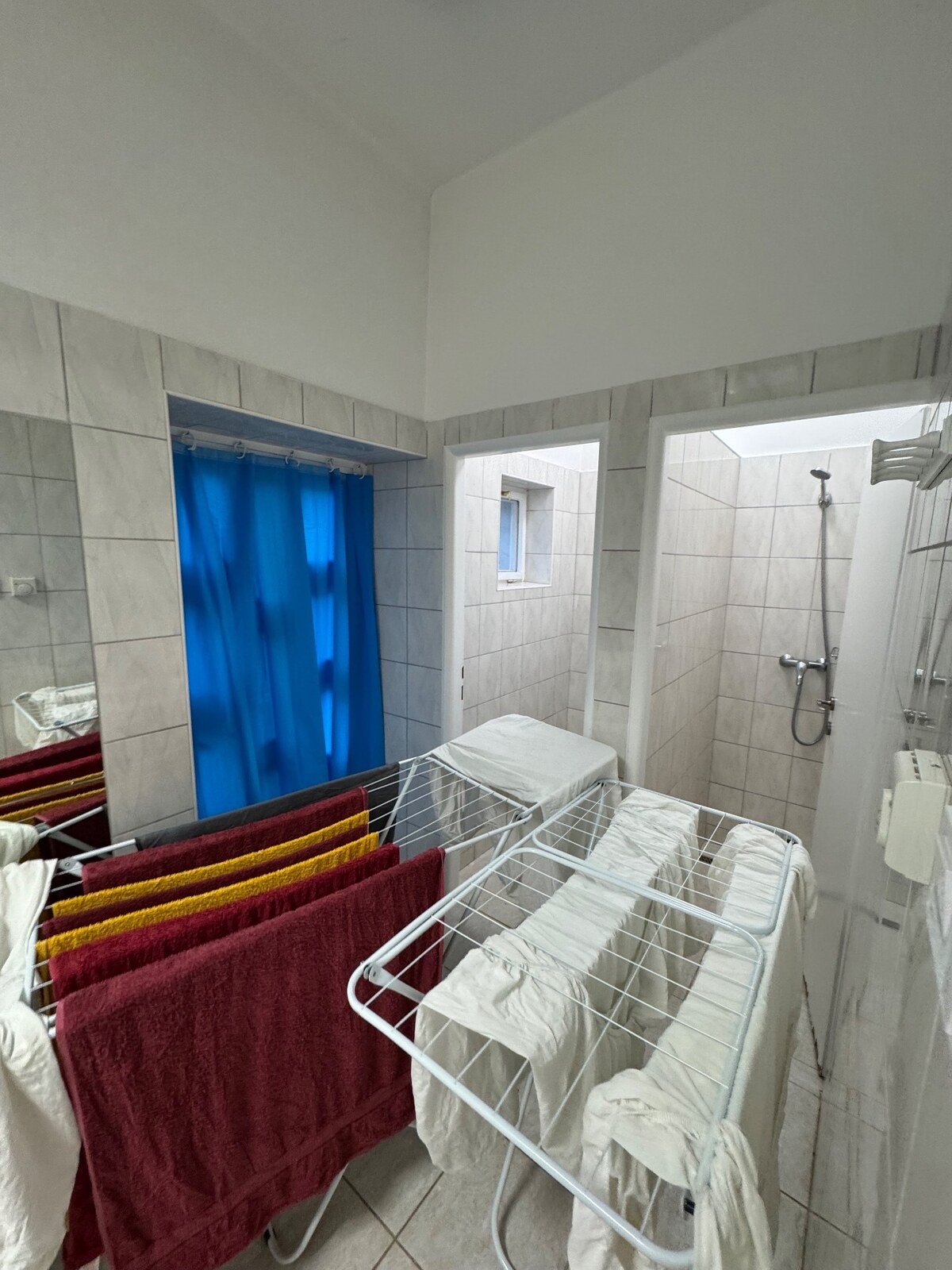 Nehnuteľnosť v tichom, udržiavanom prostredí s podnikatelskym zamerom — foto 12