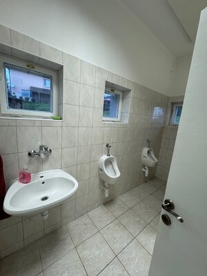Nehnuteľnosť v tichom, udržiavanom prostredí s podnikatelskym zamerom — foto 11