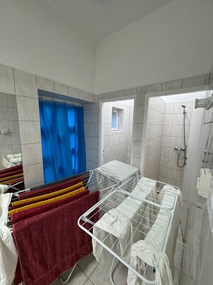 Nehnuteľnosť v tichom, udržiavanom prostredí s podnikatelskym zamerom — foto 12