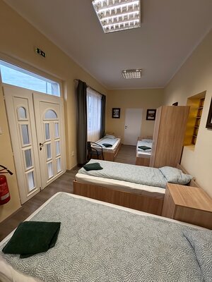 Nehnuteľnosť v tichom, udržiavanom prostredí s podnikatelskym zamerom — foto 16