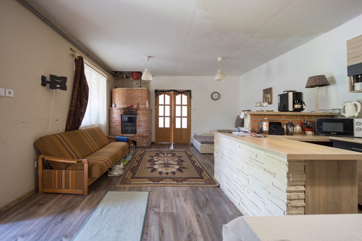 Investičná príležitosť: 2 rodinné domy s obrovským pozemkom (2734 m²) — foto 15