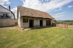 Investičná príležitosť: 2 rodinné domy s obrovským pozemkom (2734 m²) — foto 18