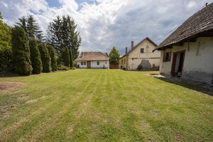 Investičná príležitosť: 2 rodinné domy s obrovským pozemkom (2734 m²) — foto 20
