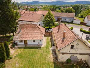 Investičná príležitosť: 2 rodinné domy s obrovským pozemkom (2734 m²) — foto 7