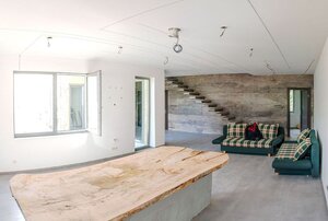 Priestranný dvojpodlažný rodinný dom s veľkou terasou Plášťovce — foto 3