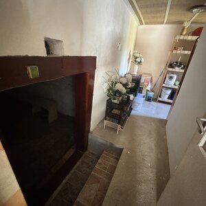 Priestranný 2-podlažný RD s investičným potenciálom a letnou kuchyňou — foto 15