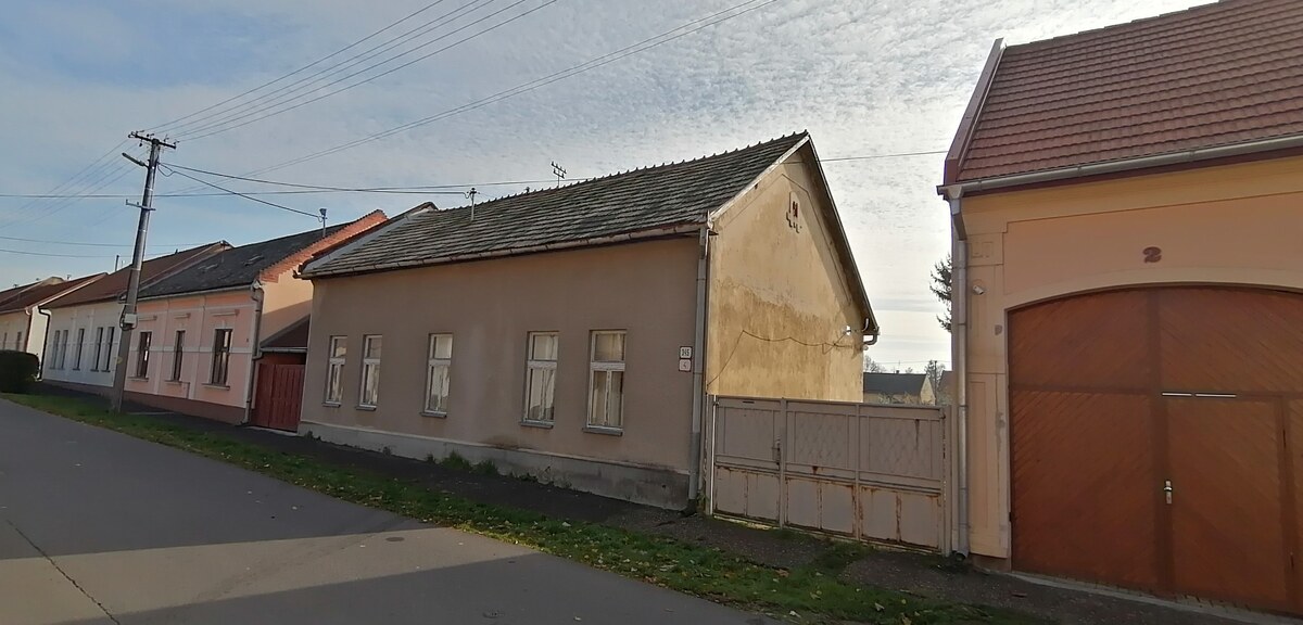 Exkluzívne Na predaj starší R Dom v Šahách  L Štúra — foto 2