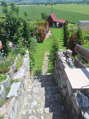 Uniknite z mesta do ticha s  bazénom garážou, mobilným domom. — foto 17