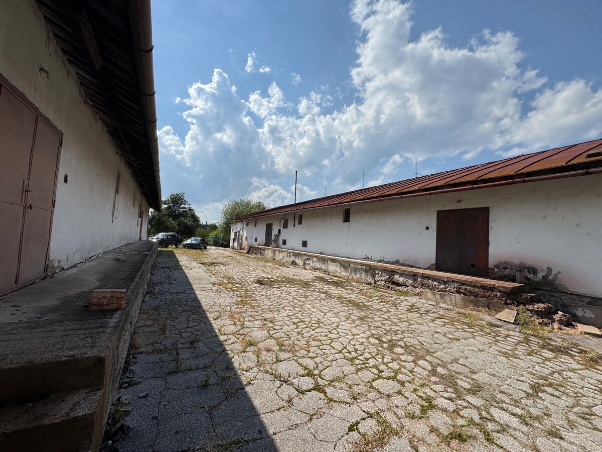Skladové priestory na predaj Vinica okr VK — foto 2