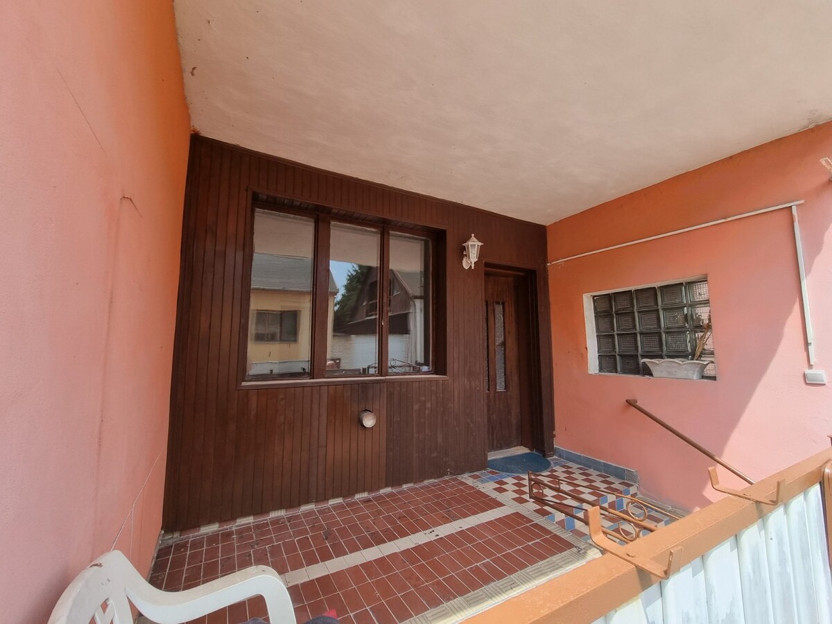 Dvojgeneračný rodinný dom s obrovským potenciálom v Šahách — foto 8