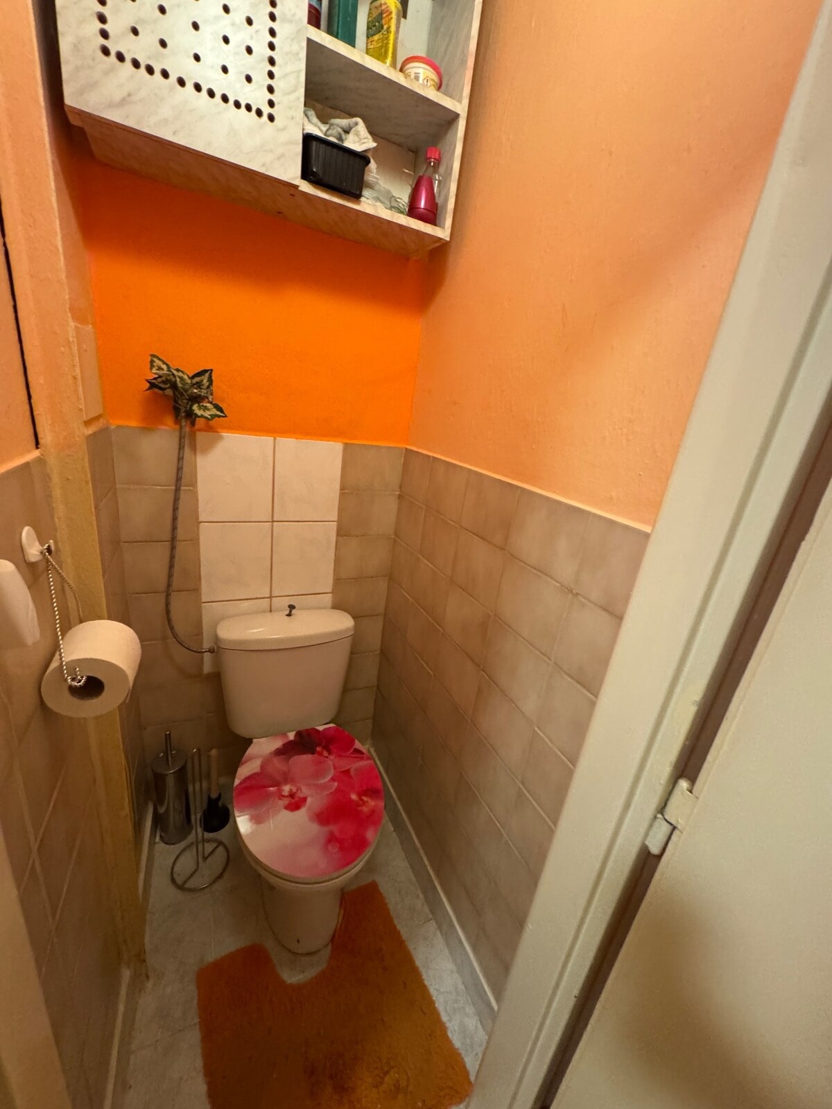 Na predaj 3 izbový byt na prízemí v centre mesta Šahy. — foto 13