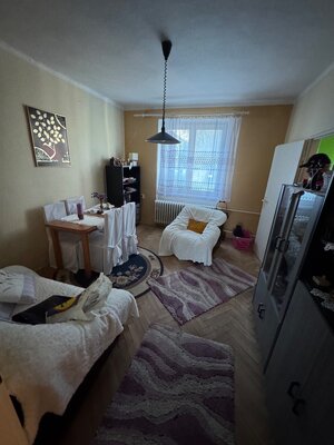Na predaj 3 izbový byt na prízemí v centre mesta Šahy. — foto 8