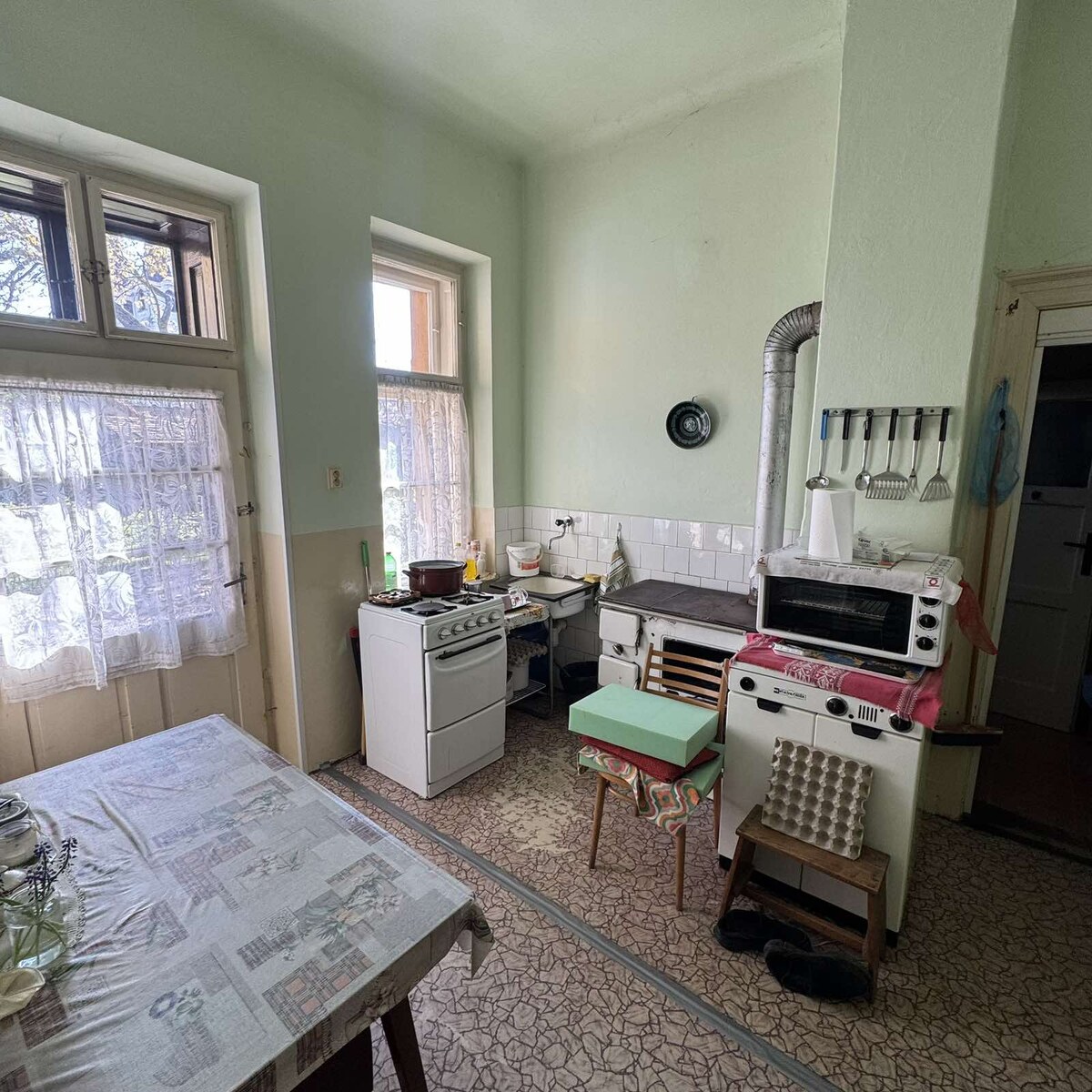 Útulný rodinný dom v centre Šiah — foto 8