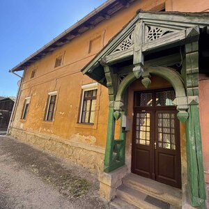 Útulný rodinný dom v centre Šiah — foto 2