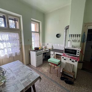 Útulný rodinný dom v centre Šiah — foto 8