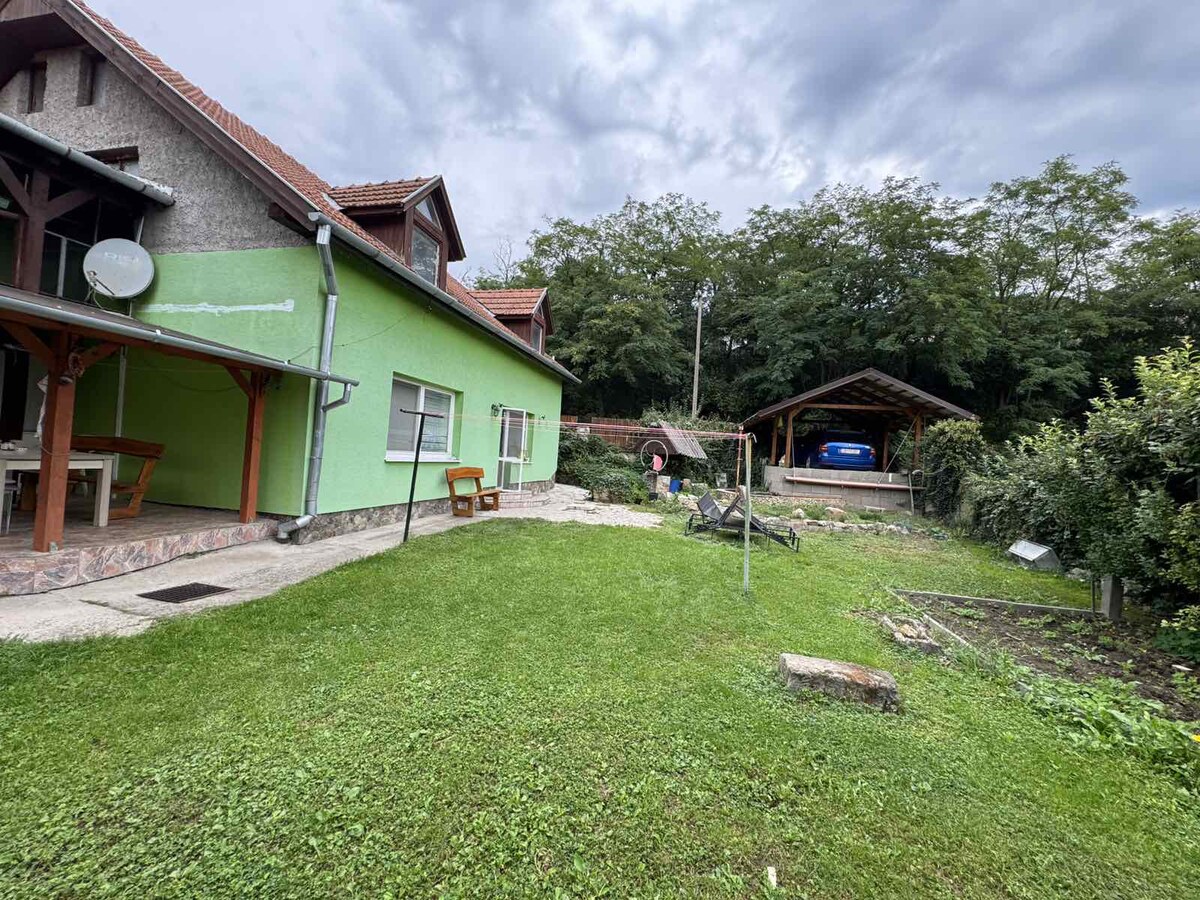 Znížená cena Na predaj: Rodinný dom – Šahy, okraj prírody — foto 2
