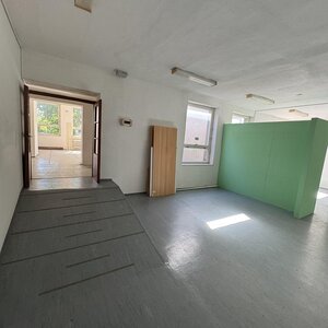 Podnikateľský sen v Šahách: Priestor s plochou 600 m² — foto 13