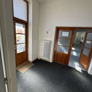 Podnikateľský sen v Šahách: Priestor s plochou 600 m² — foto 7