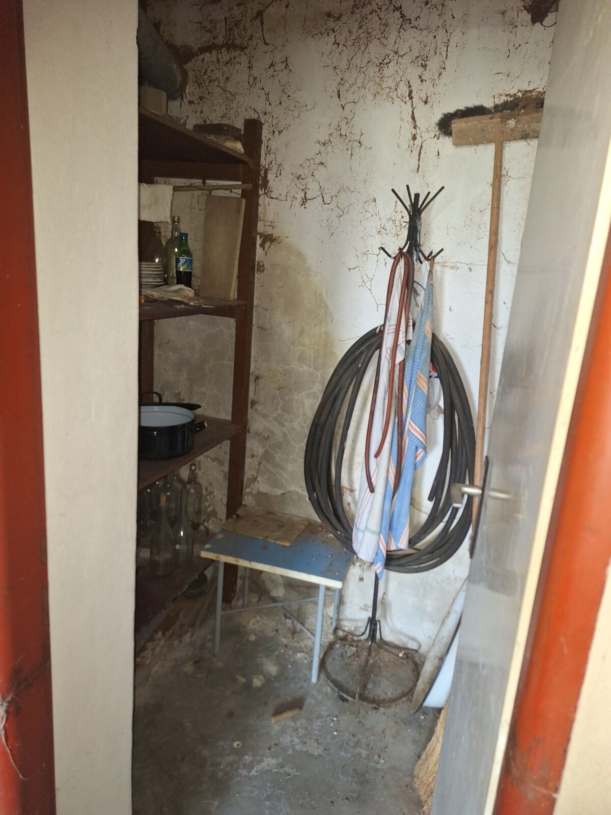 Ponúkame Vám na predaj chatu, rekreačný domček v obci Veľké Turovce — foto 11