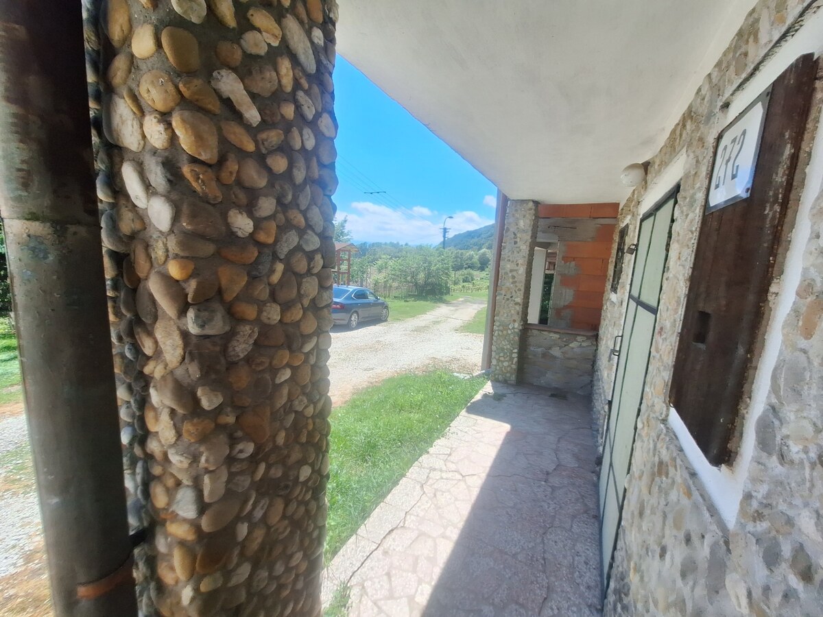 Ponúkame Vám na predaj chatu, rekreačný domček v obci Veľké Turovce — foto 8
