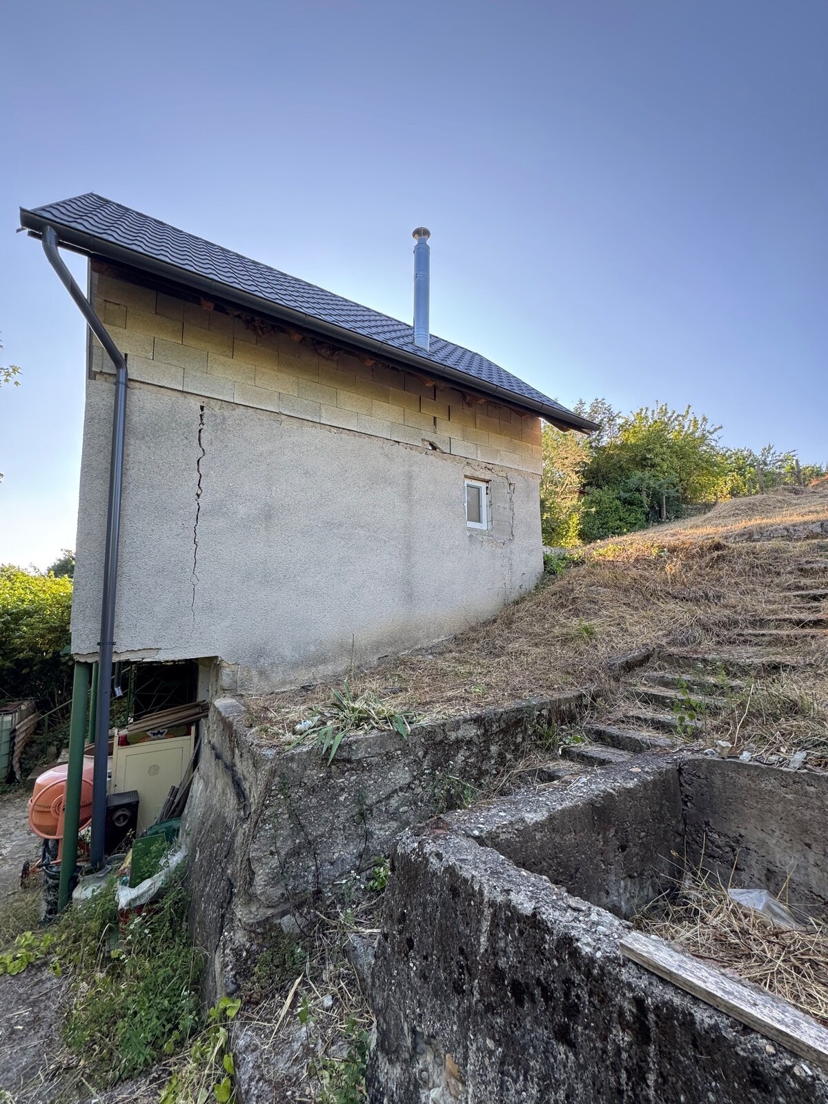 Predám vinicu s chatkou v Šahách – ideálne miesto pre oddych! — foto 11