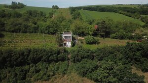 Predaj chaty s rekreačným pozemkom v Šahách, okres Levice — foto 1