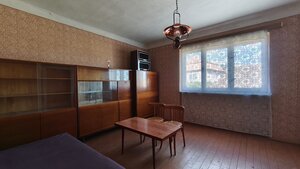 Vidiecky dom v obci Olováry v okrese Veľký Krtíš. — foto 10