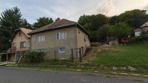 Vidiecky dom v obci Olováry v okrese Veľký Krtíš. — foto 2