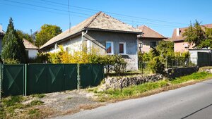Pôvodný vidiecky dom v obci Čebovce okr. Veľký Krtíš. — foto 1