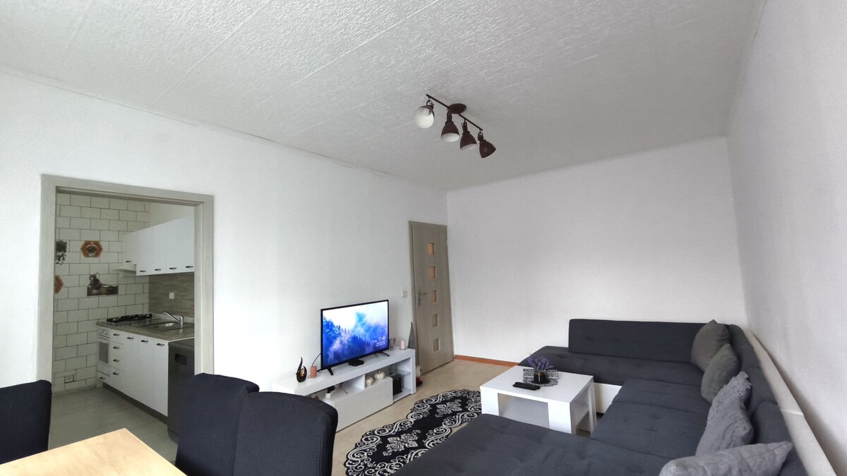 VÝRAZNE ZNÍŽENÁ CENA! 3-izb. byt s balkónom, B. Němcovej 51, V. Krtíš — foto 6