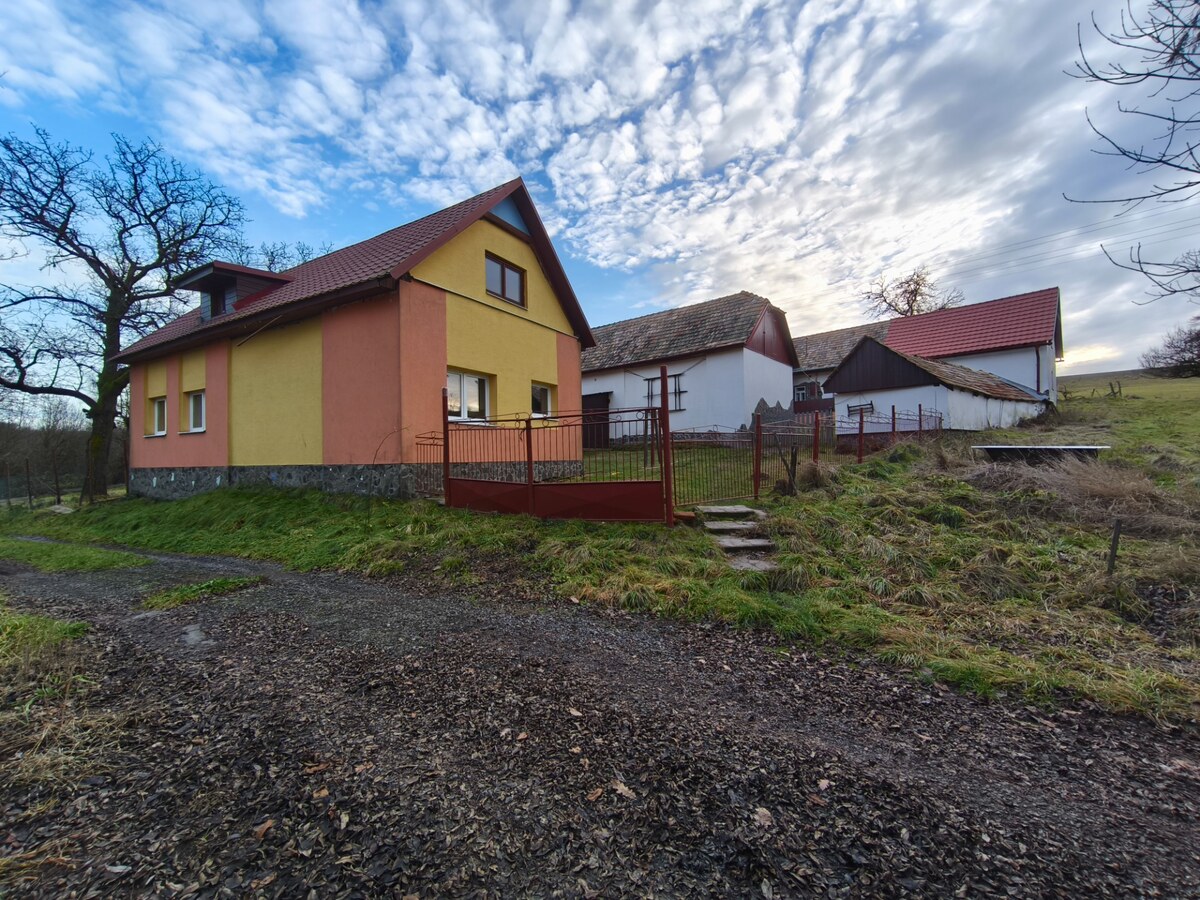 Registrovaná farmárska usadlosť na polosamote – Prieloh, okr. V. Krtíš — foto 2