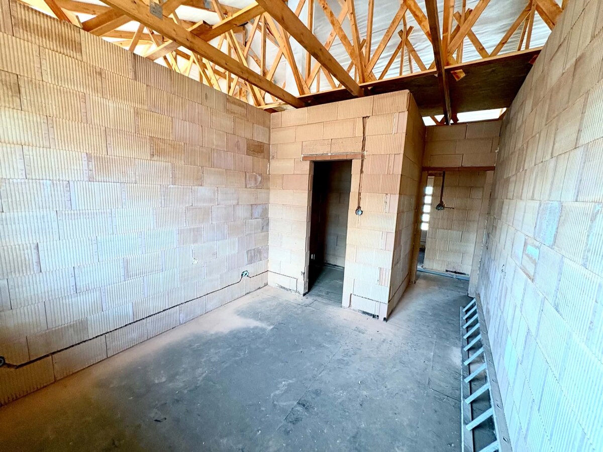 Na predaj novostavba 5-izbového bungalovu neďaleko Nitry — foto 10