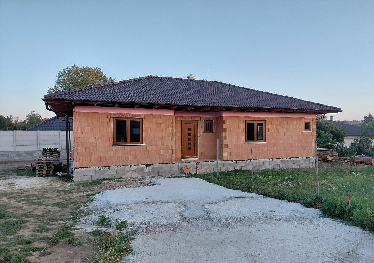 Na predaj novostavba 5-izbového bungalovu neďaleko Nitry — foto 2