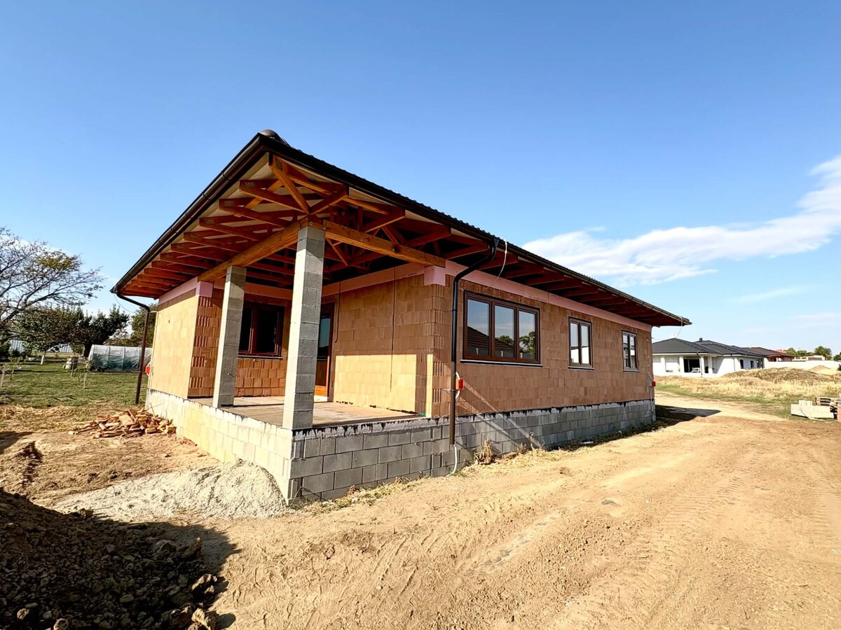Na predaj novostavba 5-izbového bungalovu neďaleko Nitry — foto 3