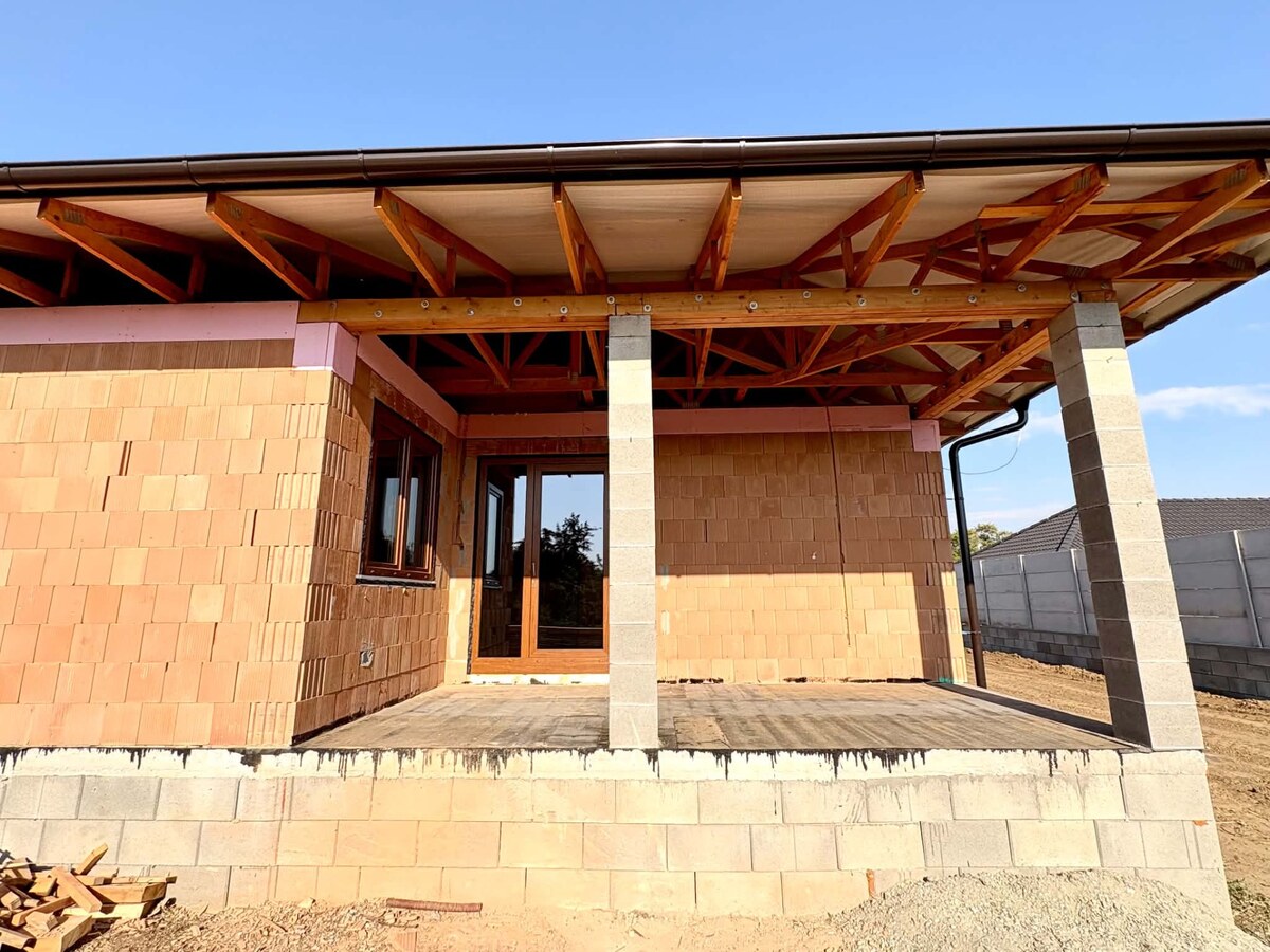 Na predaj novostavba 5-izbového bungalovu neďaleko Nitry — foto 4