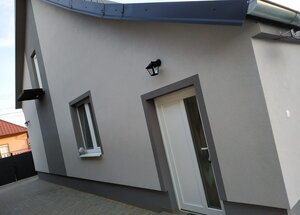 Na predaj prerobený 3-izbový rodinný dom v meste Šurany — foto 11