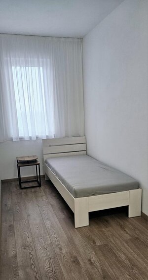 Na predaj krásny a štýlový 3-izbový penthouse v Nových Zámkoch — foto 6