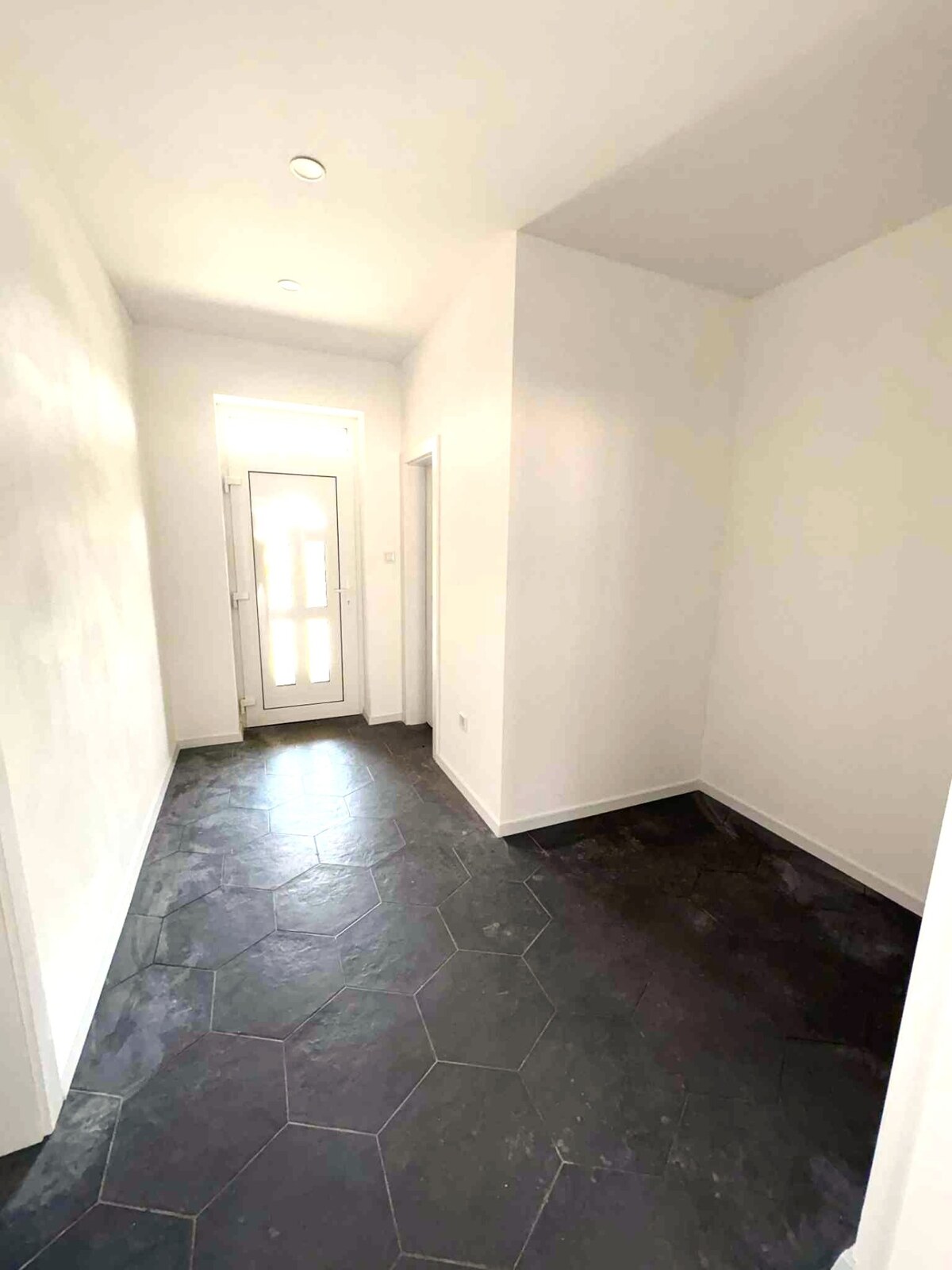 Na predaj luxusná 4-izbová novostavba rodinného domu Lužianky — foto 5