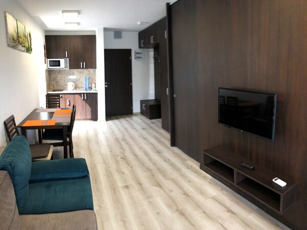 Na predaj 2-izbový apartmán v novostavbe v obci Podhájska