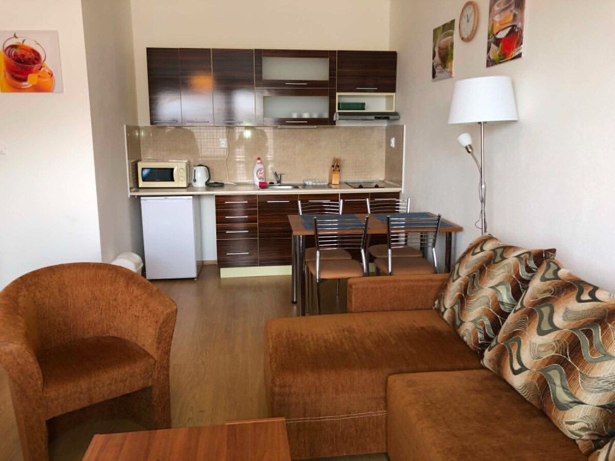 Na predaj veľký apartmán v Podhájskej — foto 2
