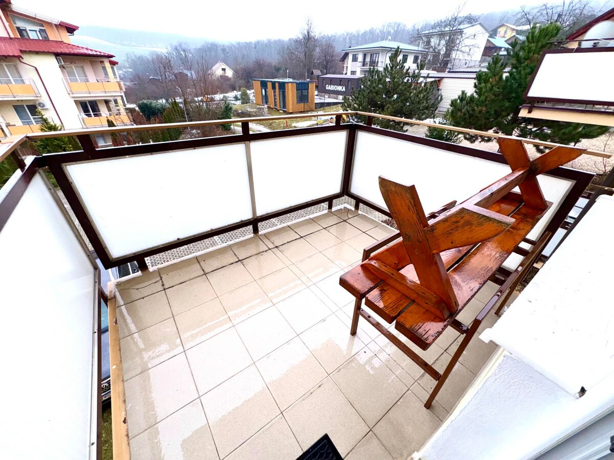 Na predaj zariadený apartmán s balkón PODHÁJSKA — foto 6