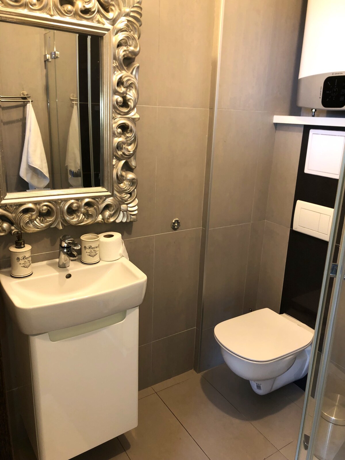 Na predaj veľký 49m2 apartmán Podhájská. — foto 5