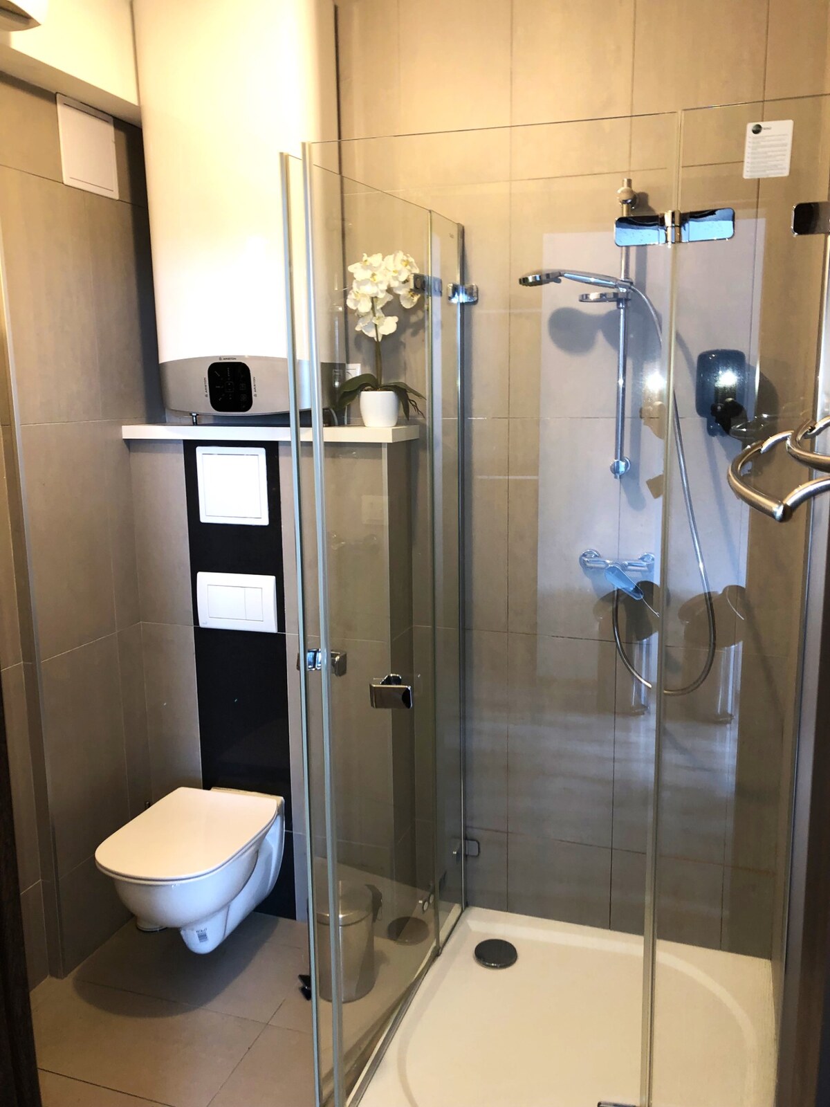 Na predaj veľký 49m2 apartmán Podhájská. — foto 6